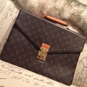 Louis Vuitton Briefcase / Work Bag